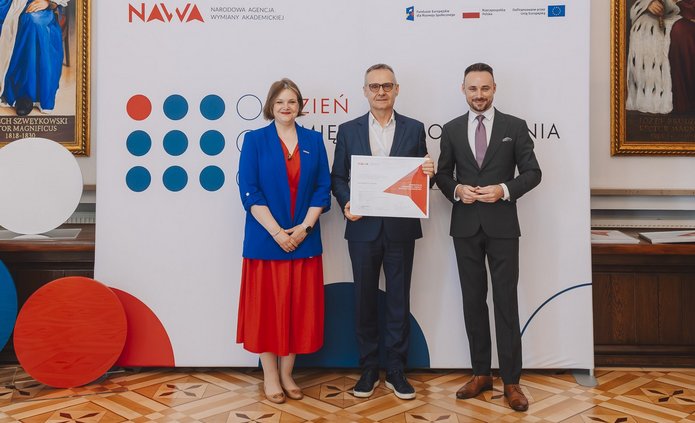 zdjęcie_nawa